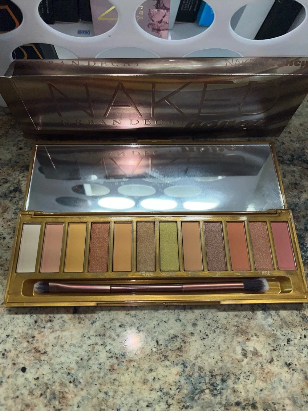 Urban Decay Honey Eyeshadow Palette - Gold